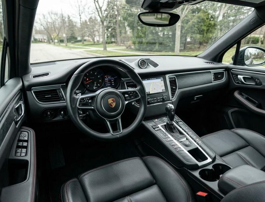 Аренда Porsche Macan