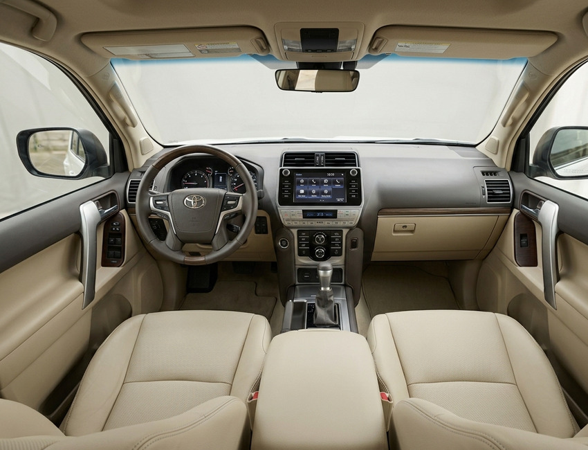 Аренда Toyota Land Cruiser Prado